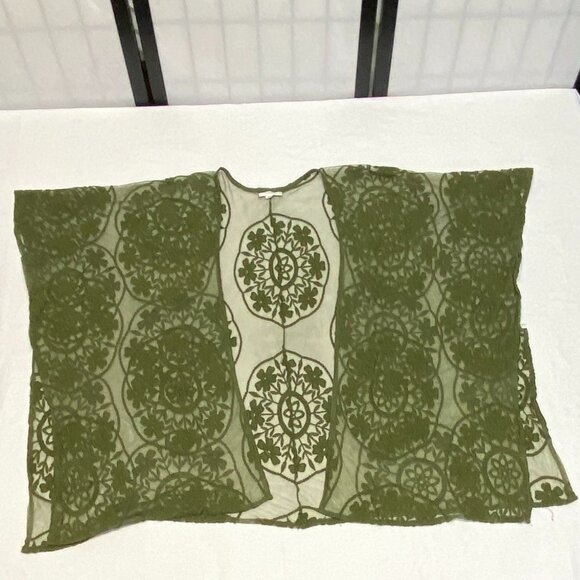 Maurices Short Sleeve All Lace Embroidery Open Front Split Side Cardigan Kimono - Picture 7 of 14